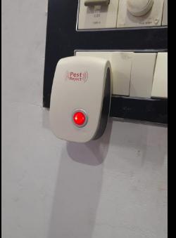 Ultrasonic Pest Repeller for Mosquito, Cockroaches, etc (Pack of 2) h5swdg-k7